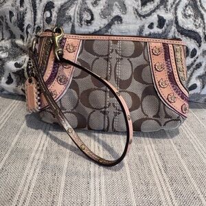 Vintage Couch Signature Tattersall Wristlet Pouch